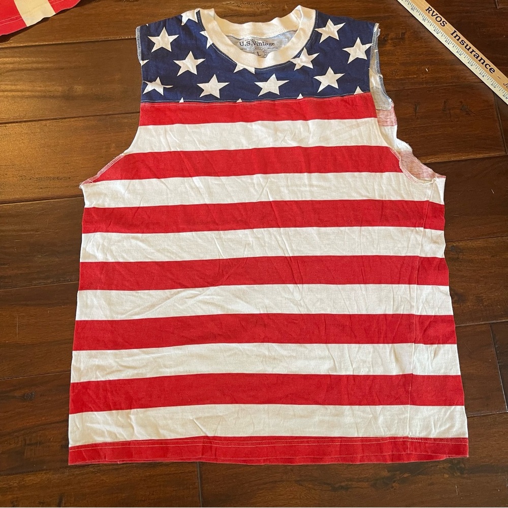 U S Vintage men’s patriotic muscle tank